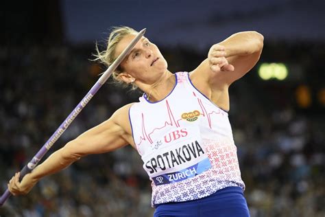 Atletismo Se retira Spotáková la mejor lanzadora de jabalina de todos