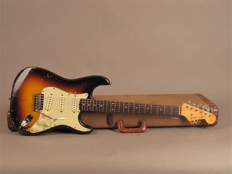 Fender Stratocaster Tone Sunburst Vi Festr Tsb