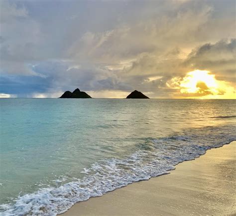 Lanikai Beach, Hawaii [3060 x 2400][OC] : EarthPorn