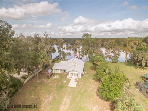 Floral City Waterfront Home for Sale - Florida Real Estate