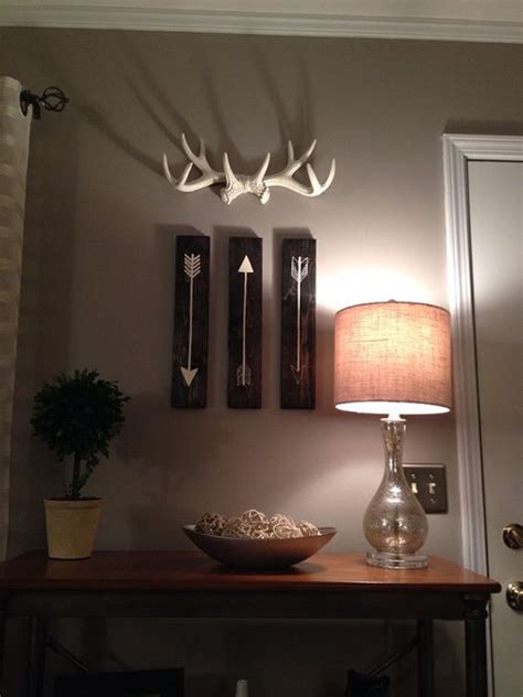 20 Cool And Trendy Antler Decorations Homemydesign