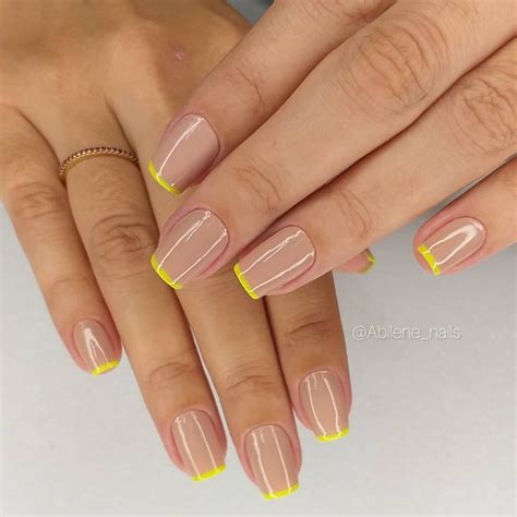 70 Ideias De Unhas Claras Para Uma Mão Linda E Delicada Nails Fancy