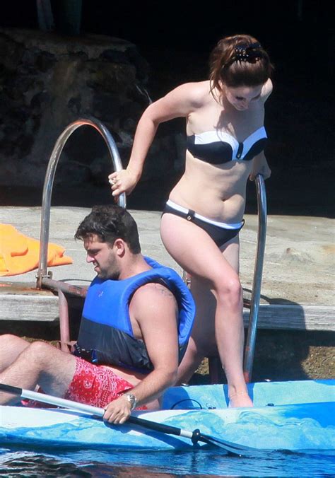 Lana Del Rey Wearing Bikini On Vacation In Italy Gotceleb