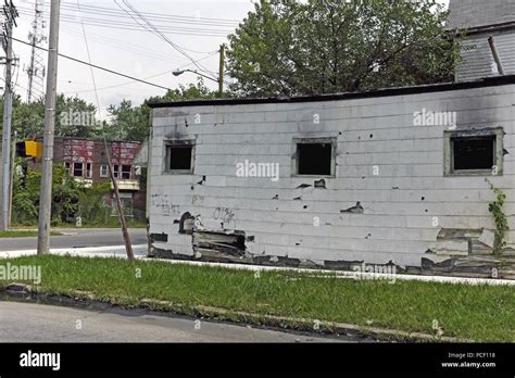 East Cleveland Ghetto Hi Res Stock Photography And Images Alamy