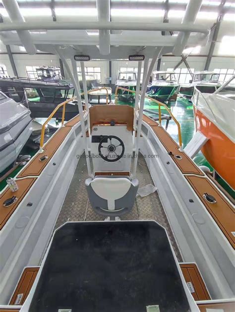 China Ce Certificated Small Boat M Ft Easy Craft Center Console