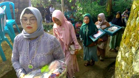 Pernikahan Di Kampung Munjul Selaawi Garut Jawa Baratsuasana Hajatan