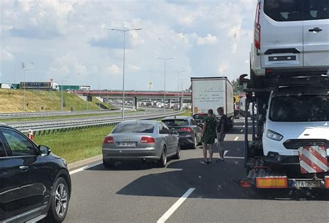 Wypadek Na A W Czerwionce Leszczynach Zderzy Y Si Trzy Pojazdy S