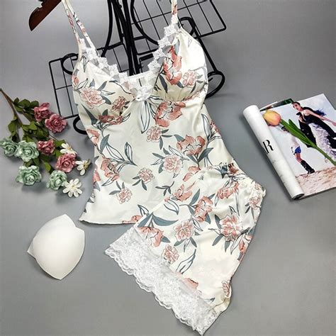 Sexy Floral Print Lace Cami Top And Shorts Satin Pajama Set Women