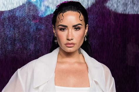 Demi Lovato Says She Feels The Most Confident During Sex It S Not