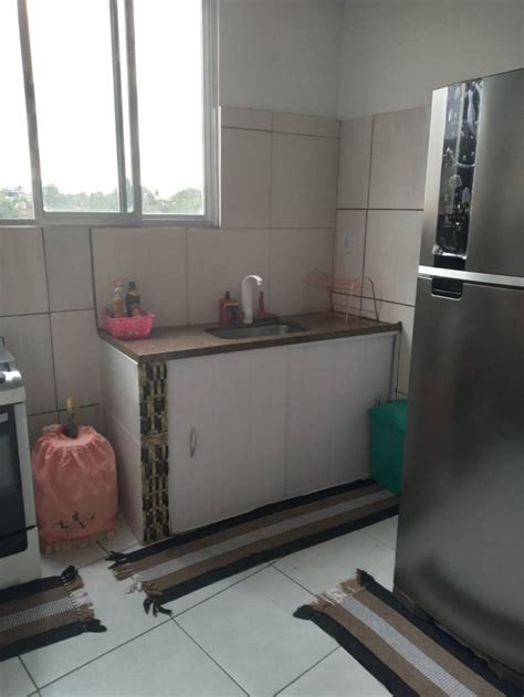 Casa Tipo Apartamento Triplex Na Divisa Dos Bairros De Vila Valqueire E