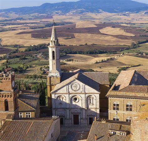 Il Duomo Di Pienza Torna A Splendere Teatrionline