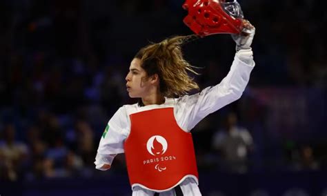 Paralimpíadas de Paris Ana Carolina Moura do taekwondo leva a