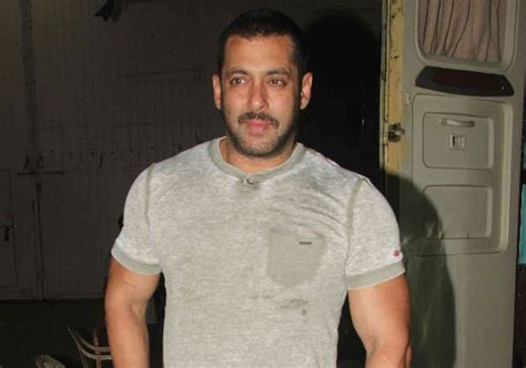 Salman Khans Special Treat For Fans On His 50th Birthday Bollywood News India Tv