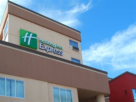 Holiday Inn Express Los Angeles - Lax Airport in Los Angeles, CA ...