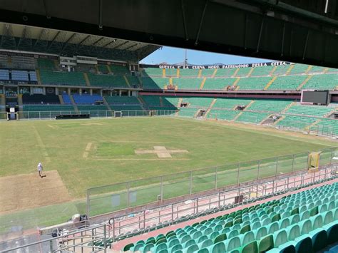 Prato Devastato E Rifiuti Ecco Lo Stadio Barbera Di Palermo Dopo I