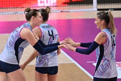 Volley Femminile Parte L A Delle Campionesse Olimpiche Fari Puntati