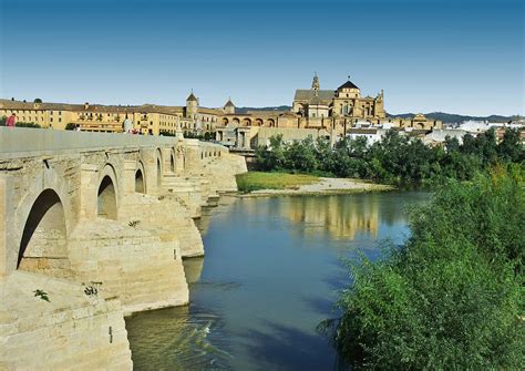 Puente Romano de Córdoba - Nomads Travel Guide