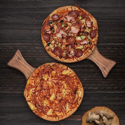 large pizzas secret harbour pizza