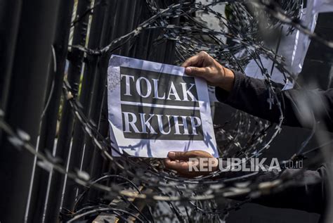 Aksi Jurnalis Bandung Tolak Rancangan Kuhp Baru Republika Online