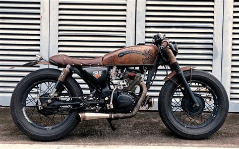 JFK Honda 125 Inazuma café racer