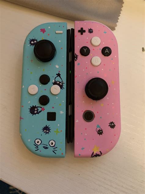 Decides to customize my joycons, so glad with how they came out ...