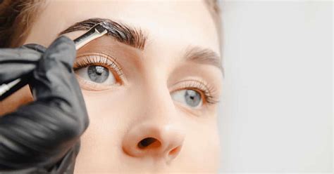 Antes y después de teñir tus cejas con Henna | cejas en Henna