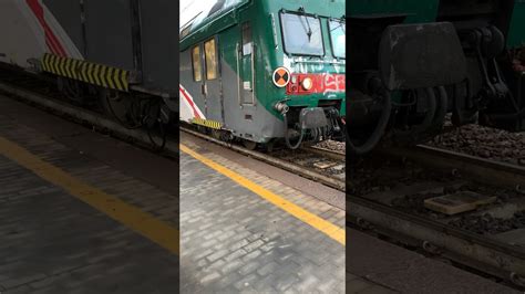 Partenza Da Pavia Treno Trenord Con Carrozze Casaralta E E464 5 10