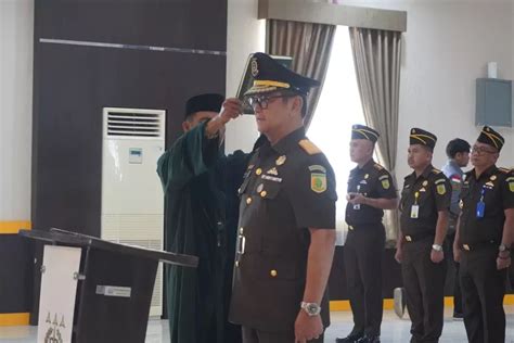 Sehari Jabat Kajati Zet Alo Lantik Wakajati NTT Kupang News