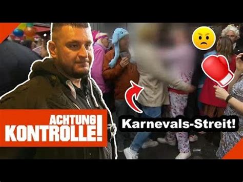 Angetrunken Und Gro E Klappe Schl Gerei An Karneval Kabel