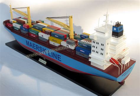 Model Container Ship Maersk Alabama