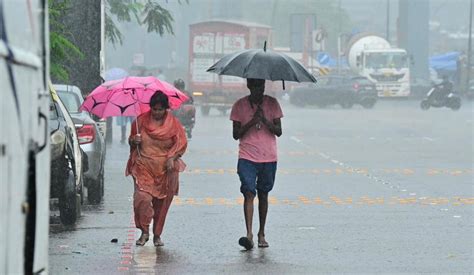 Mumbai Weather Update City To See Moderate To Heavy Rainfall Today