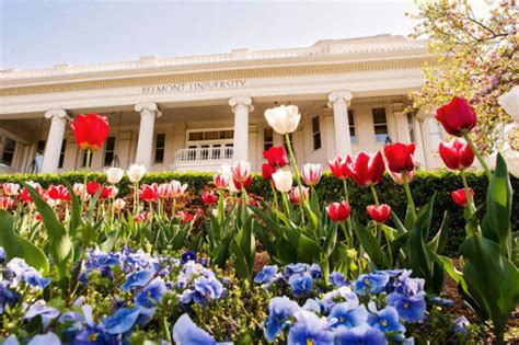 Most Beautiful College Campuses - Prettiest College Campuses