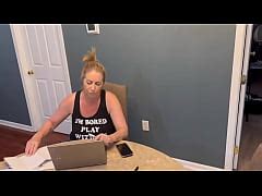 Curvy Milf Danni Jones Gets A Home Visit From Her Fit Masseuse Xxx Mobile Porno Videos