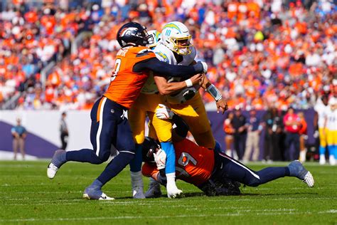 Monday Night Football Picks Los Angeles Chargers At Arizona Cardinals