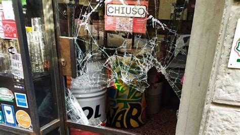 Firenze Banda Del Tombino In Azione Saccheggiata Una Macelleria Il