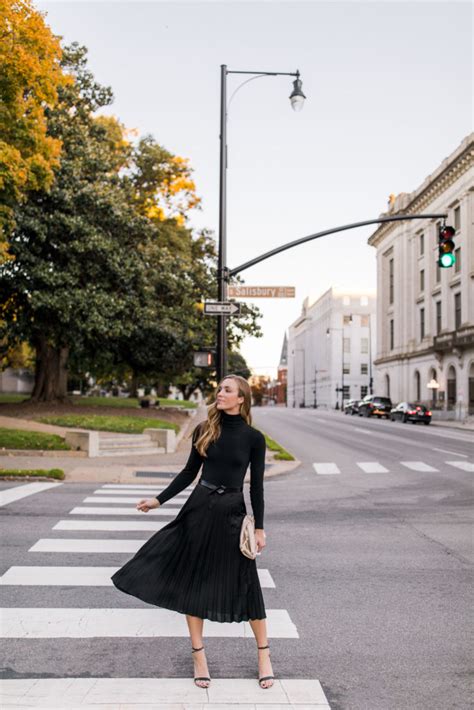 8 Ways To Wear A Pleated Midi Skirt No Matter The Season Natalie Yerger