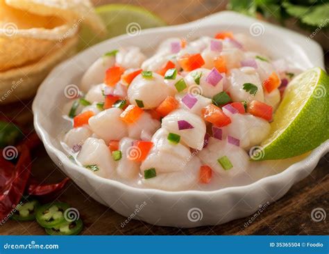 Ceviche Foto De Archivo Imagen De Perú Fondo Cocina 35365504