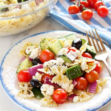 Quick And Easy Greek Pasta Salad The Busy Baker