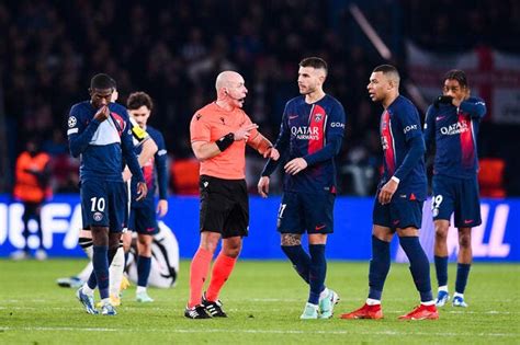 Ecoeuré par PSG Newcastle il propose de remplacer la VAR Foot 01