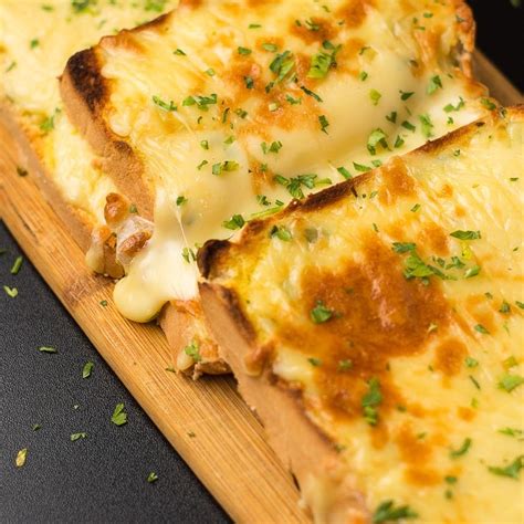 Cheese Garlic Bread The Yellow Plate