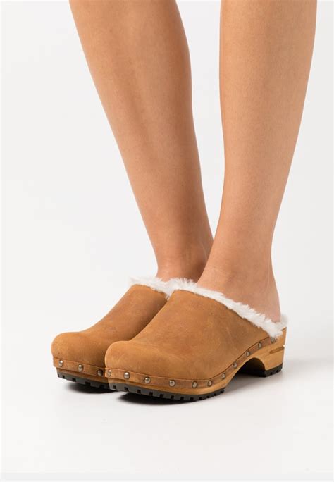 Sanita Hese Open Clogs Chestnutcognac Zalandode