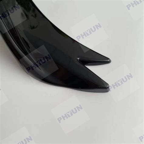 2pcs Glossy Black Car Rear Bumper Spoiler Canards Fins Anti Crash