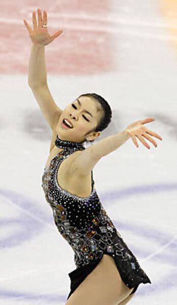 Kim Yuna Joannie Rochette Go For Gold Vancouver Olympics Schedule