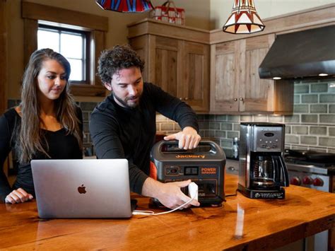 Top 7 Benefits of Using a Jackery Portable Power Station – Portable Power Plus