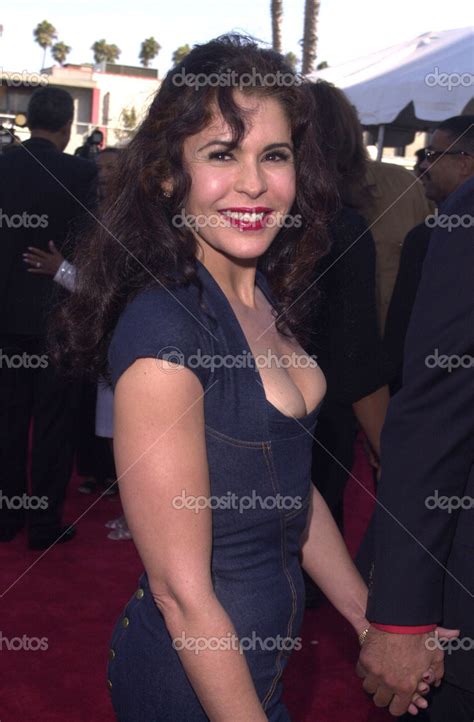 Maria Conchita Alonso Stock Editorial Photo © Sbukley 17917163