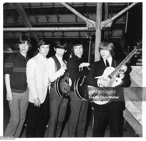 Mick Jagger 1960 Photos And Premium High Res Pictures Getty Images