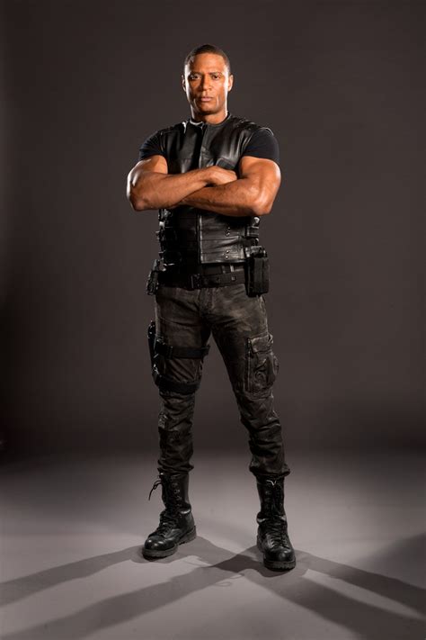 John Diggle Wiki Arrow France Fandom Powered By Wikia