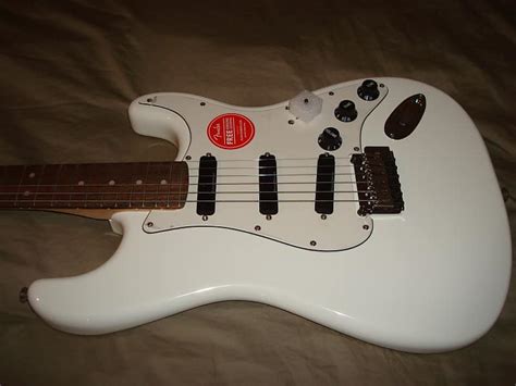 Squier Deluxe Hot Rails Strat Olympic White Reverb
