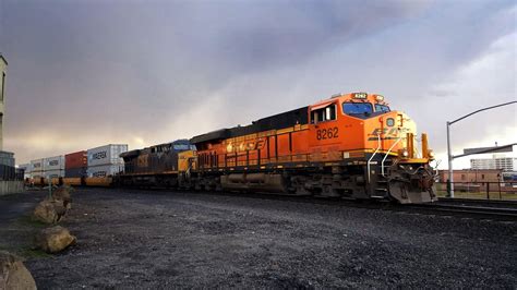 Bnsf Stack Train In Spokane In 4k Youtube