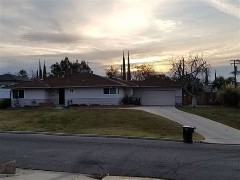 1813 Chevy Chase Dr, Bakersfield, CA 93306 | Zillow